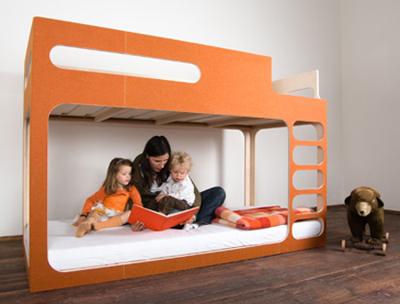 AMBERinthe SKY - A Great Playing Bed for Your Child